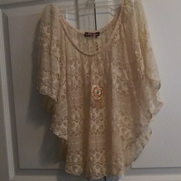 Body Central Tops - Woman Crop Top